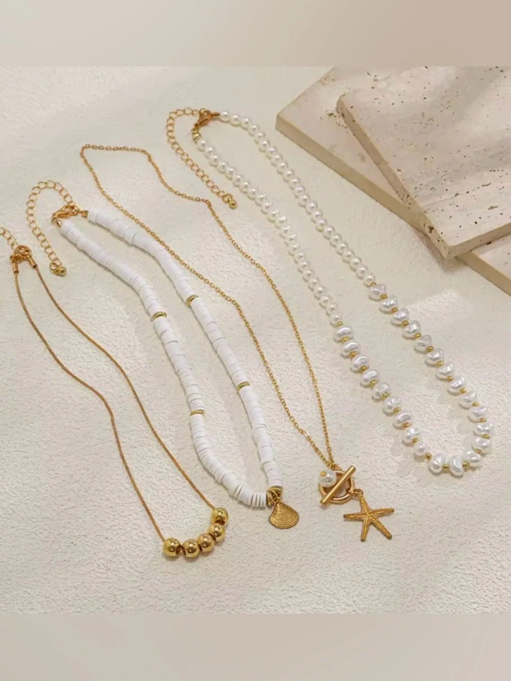 ✨ 4-Piece Layered Starfish & Shell Necklace Set ✨ - Picture 5 of 7